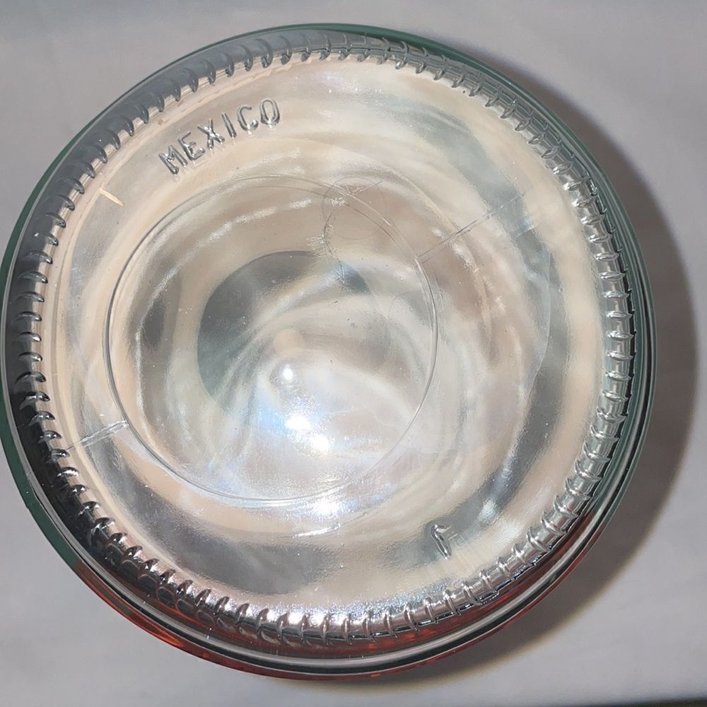 Liquid container - Picture 4 of 4